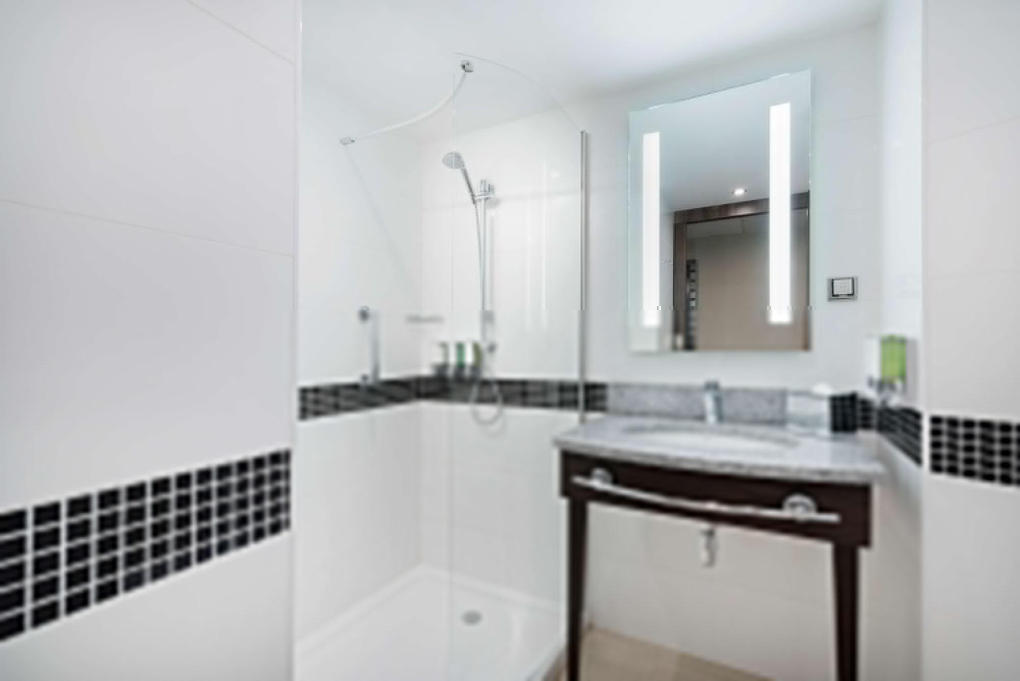 Hampton By Hilton 3*