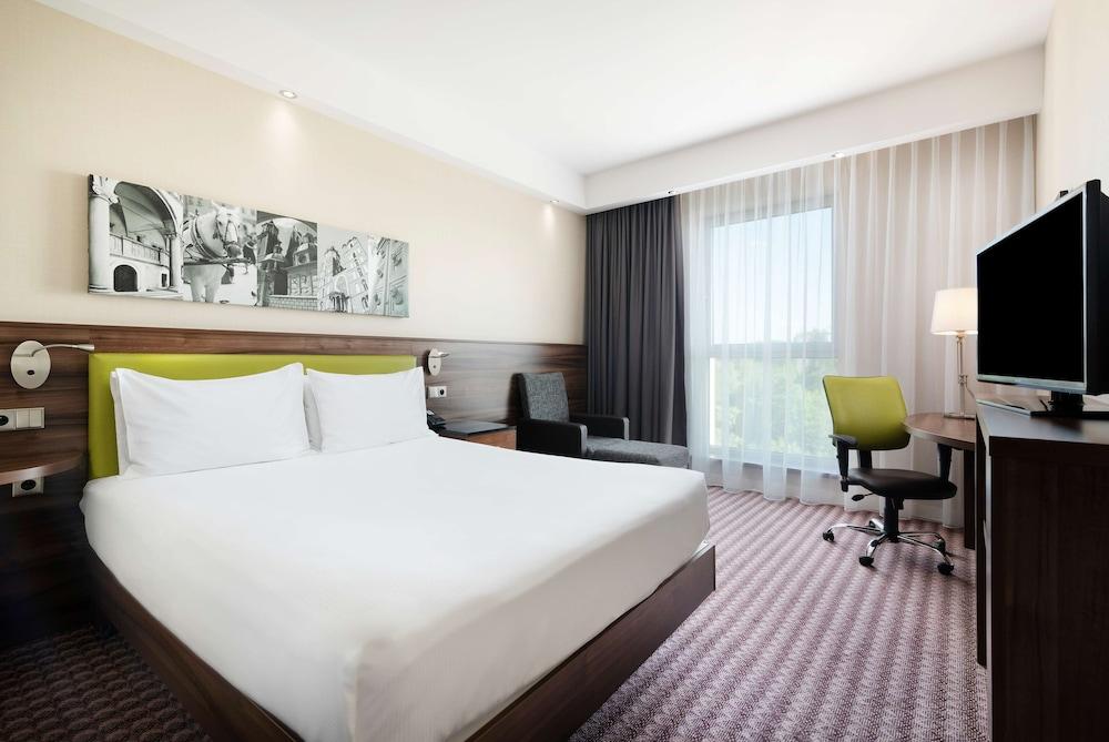 Hotel Hampton By Hilton Cracovia